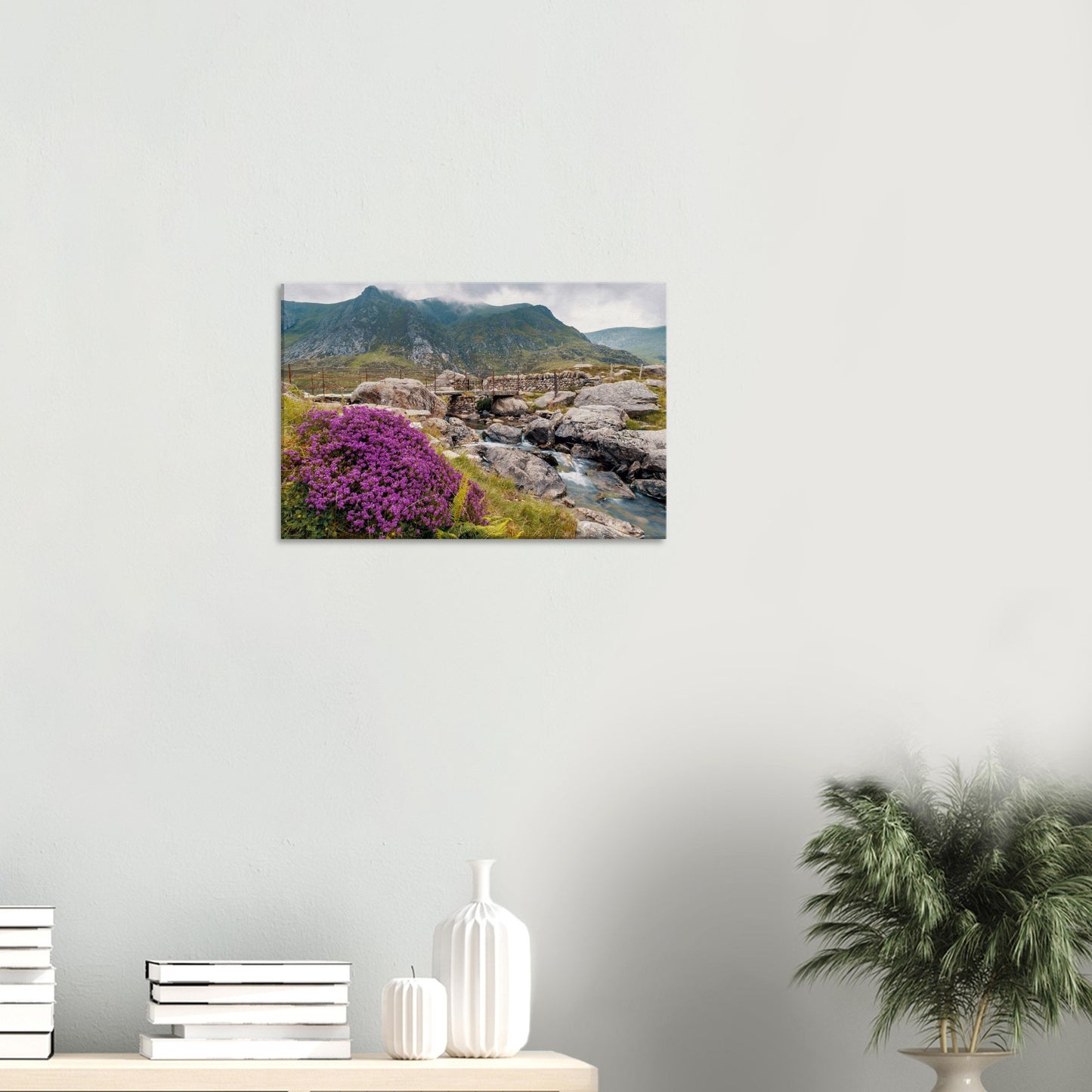 Vibrant Welsh mountain scenery captured at Llyn Idwal