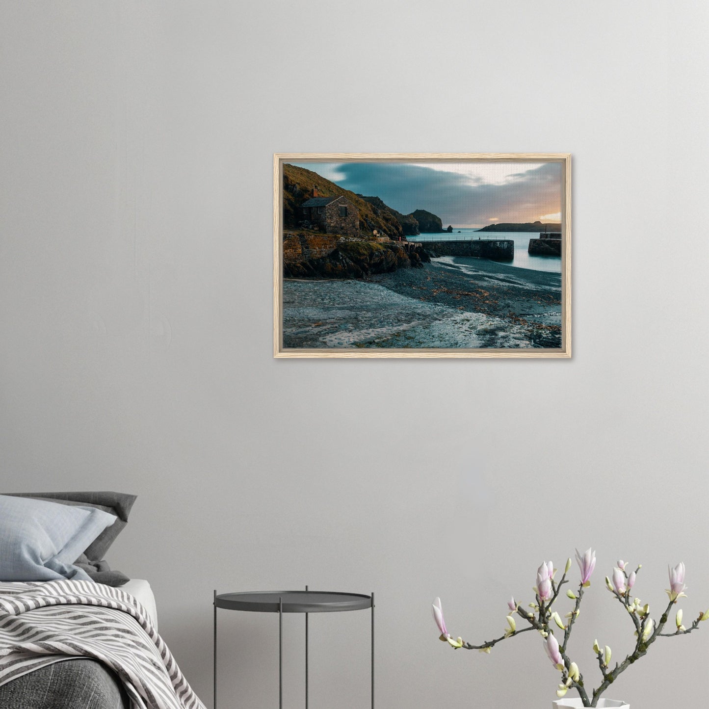 Soft colours of dusk at Mullion Cove