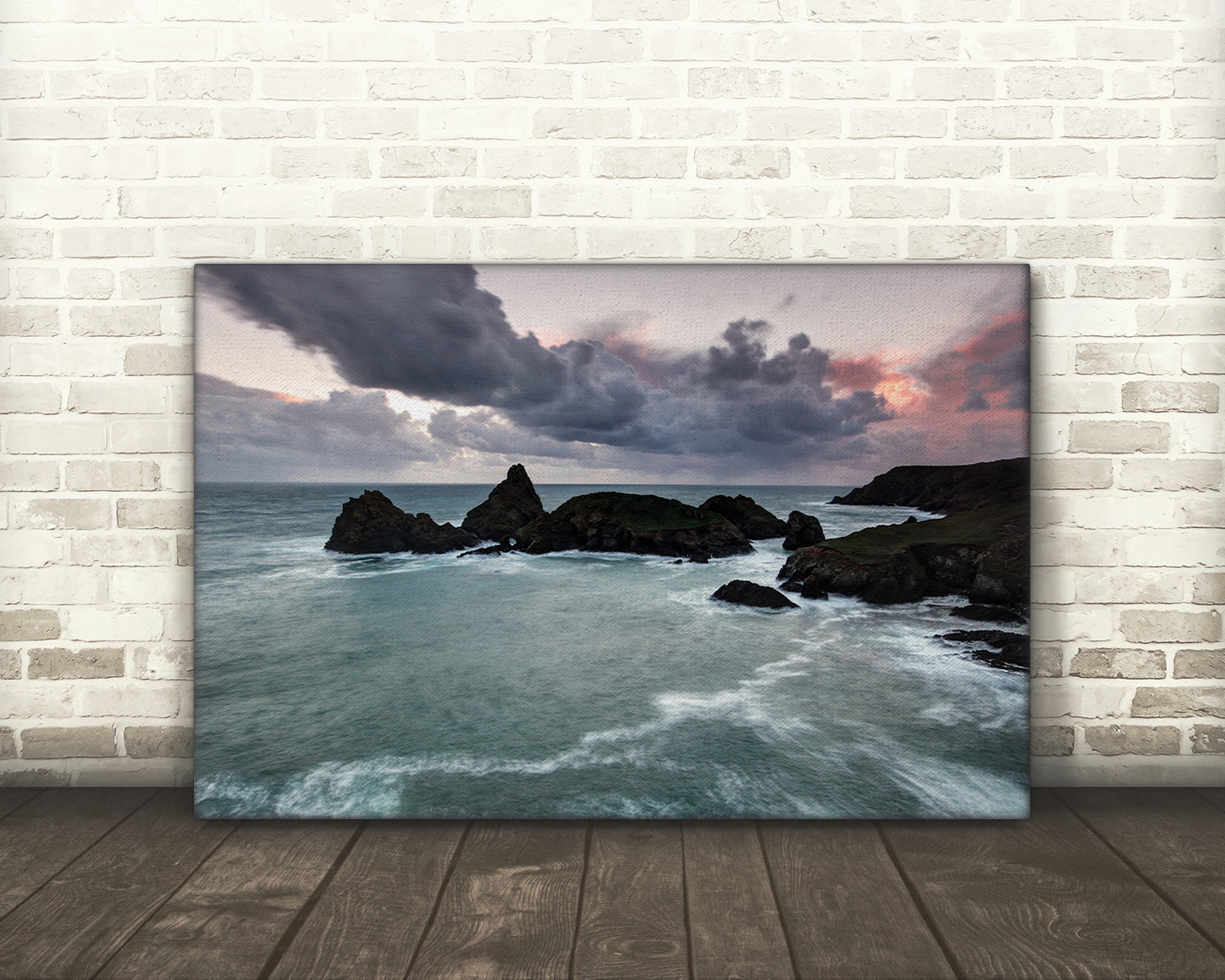 High-resolution photograph of Kynance Cove Cornwall