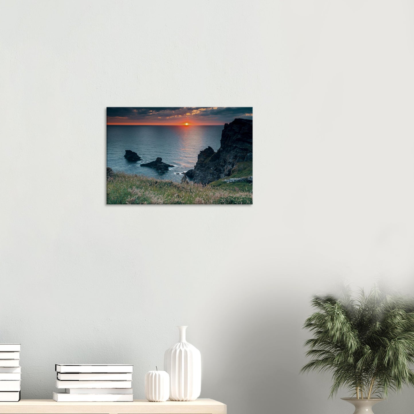 Pathway of light across the sea in Trethevy dusk canvas