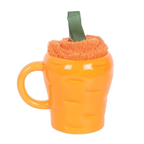 Carrot-shaped mug and fluffy socks gift set in bright orange