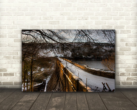 High-resolution landscape photo of Burrator Reservoir Devon