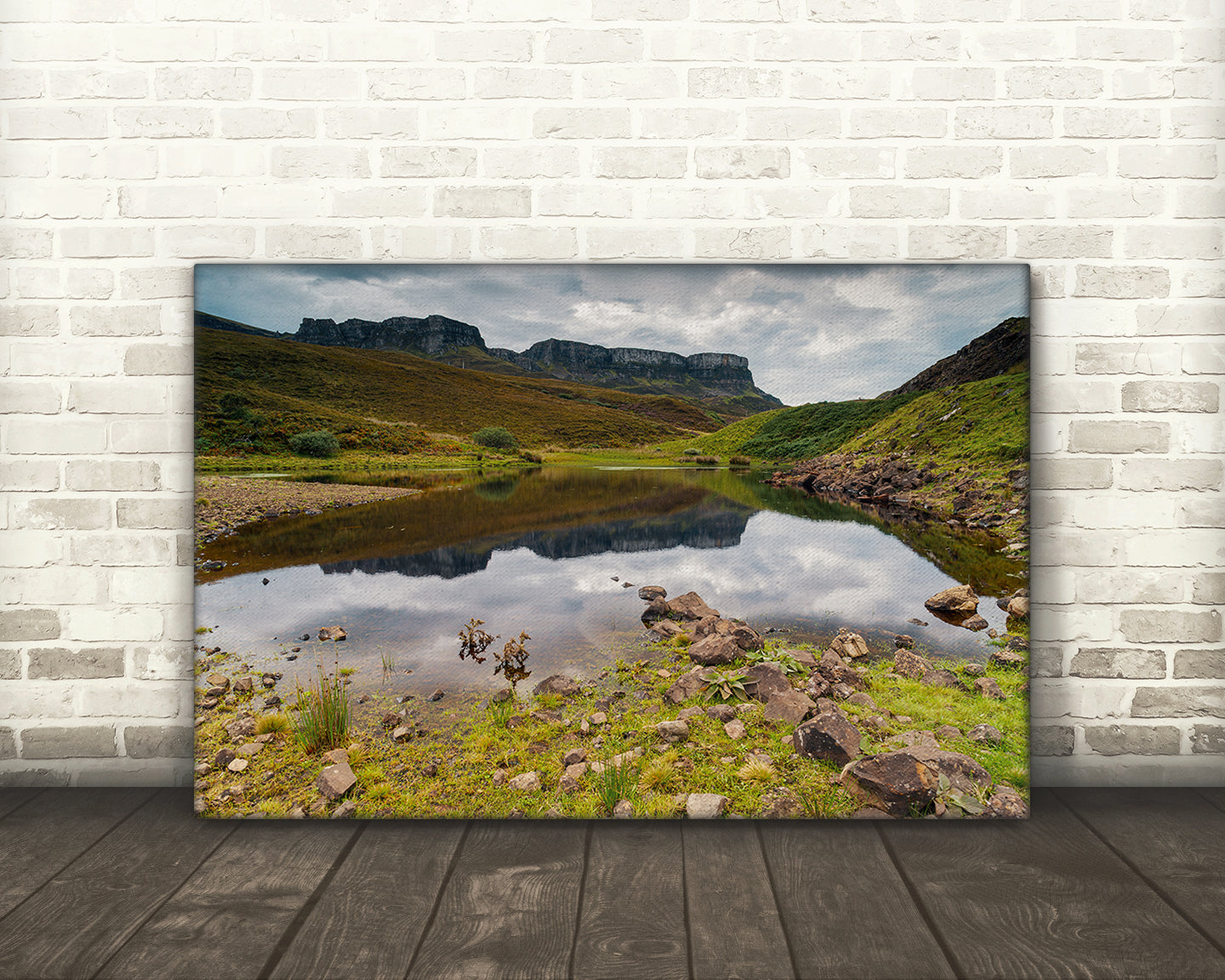 High-resolution landscape photography for instant download