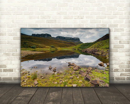 High-resolution landscape photography for instant download