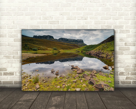 High-resolution landscape photography for instant download